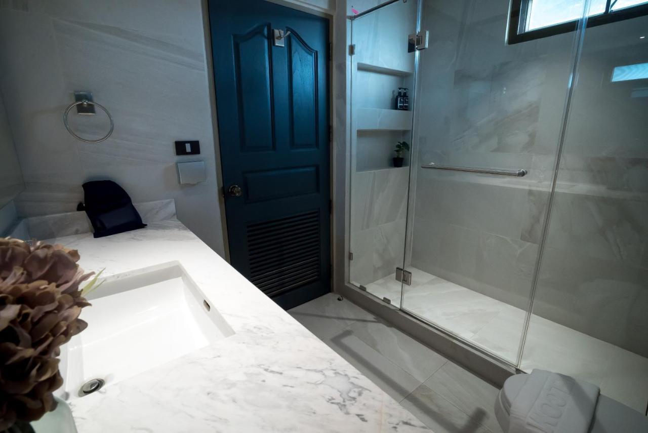 Big Apt, Hidden Gem, Fully Equipped 2 Big Br, 2 Ba, Spacious Living In Dt Apartamento